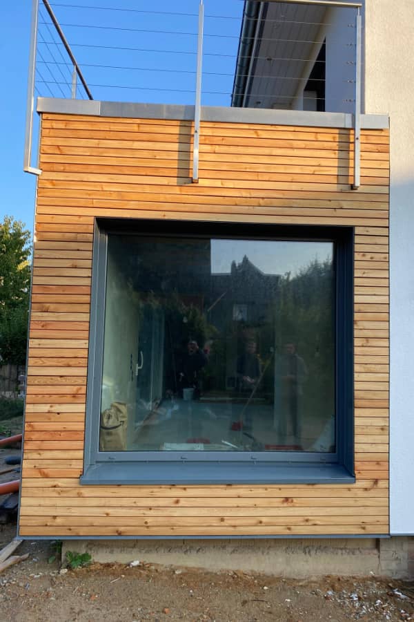 holzfassade-haus-bauen-lassen-anbieter-braunschweig-zimmerei-brandt